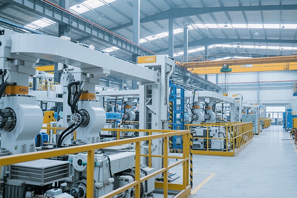 伺服电动伸缩缸在光伏发电系统中的重要作用